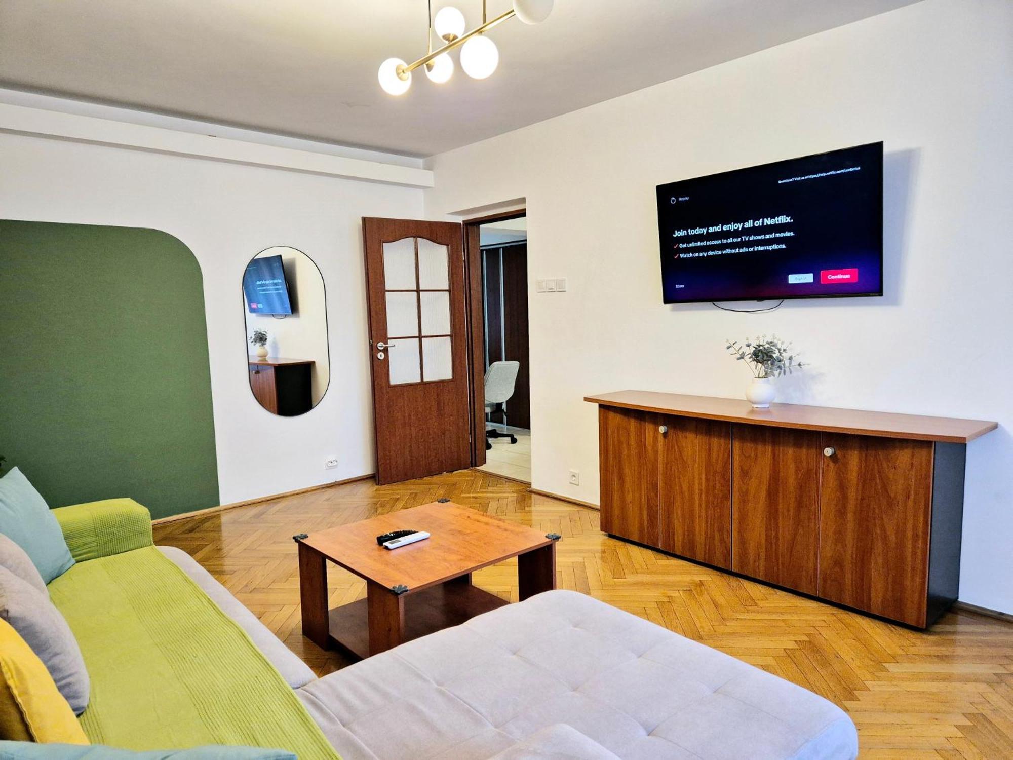 Tranquil Unirii Residence - Elegant & Spacious Living With Parking Steps From Parliament Бухарест Экстерьер фото