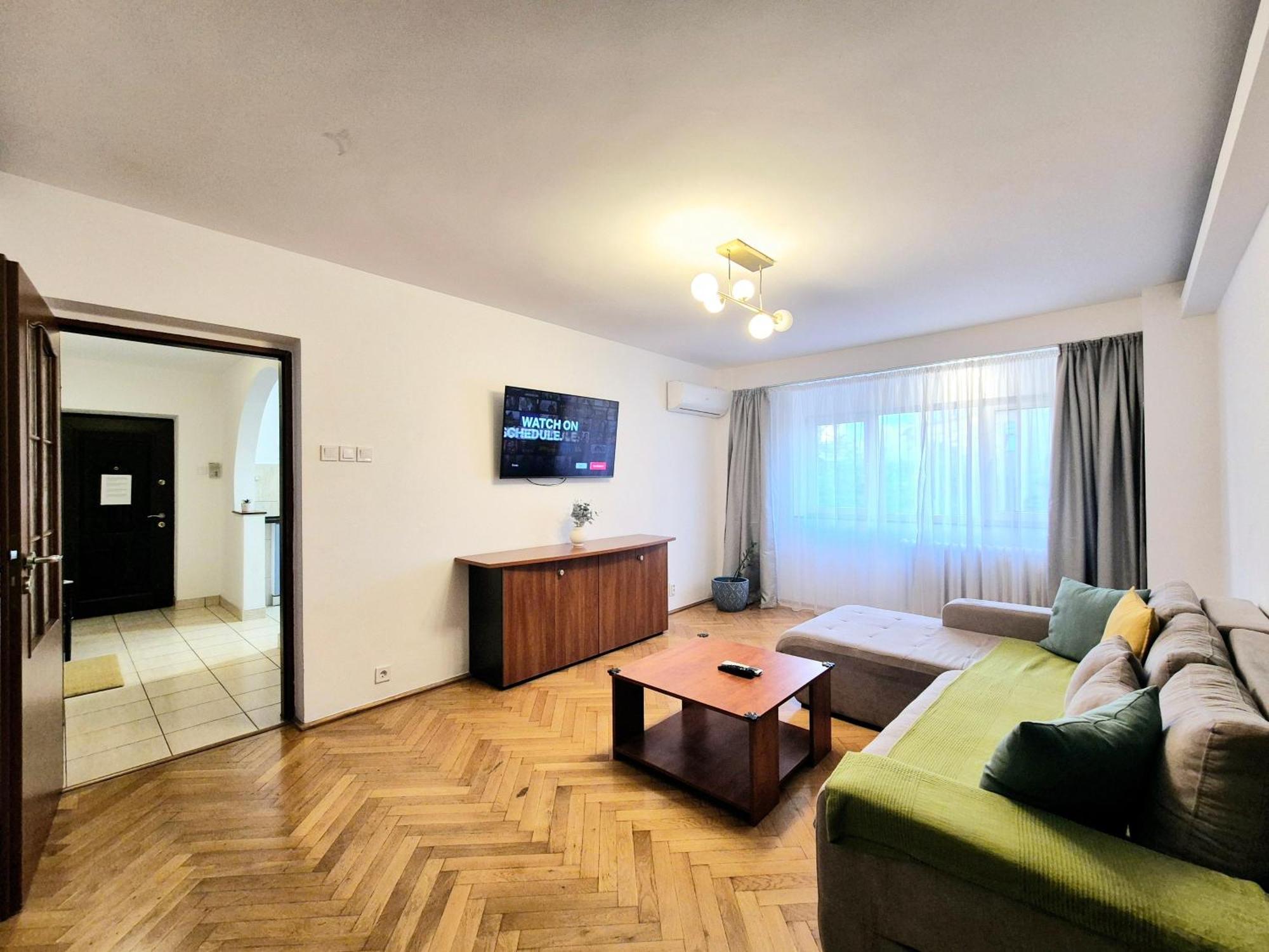 Tranquil Unirii Residence - Elegant & Spacious Living With Parking Steps From Parliament Бухарест Экстерьер фото